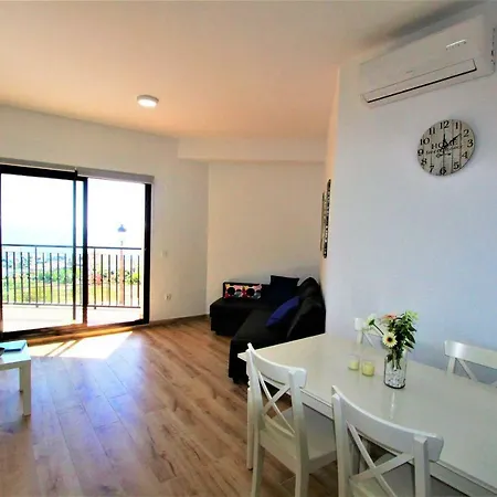 Pueblo - Excelente Conexión Wifi - Piscina Abierta - Fantasticas Vistas - Parking Gratis Apartamento *