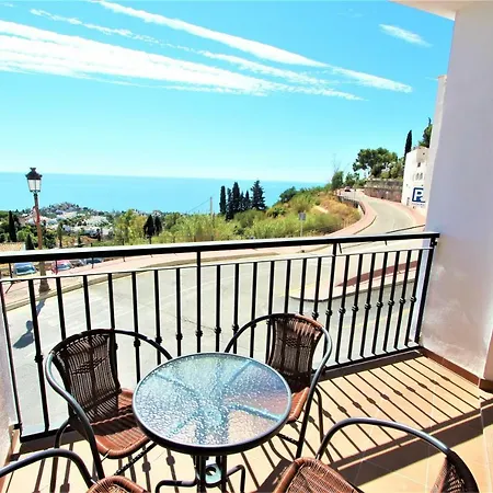 Apartment Pueblo - Excelente Conexion Wifi - Piscina Abierta - Fantasticas Vistas - Parking Gratis