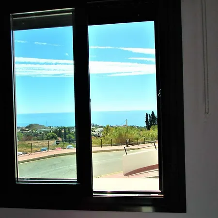 Apartment Pueblo - Excelente Conexion Wifi - Piscina Abierta - Fantasticas Vistas - Parking Gratis